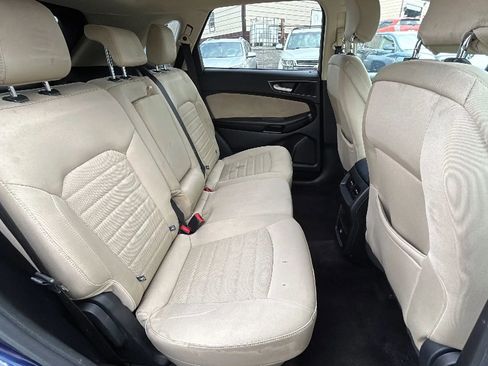Used 2016 Ford Edge SE FWD image 34