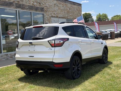 Used 2018 Ford Escape SE w/ SE Sport Appearance Package AWD/4WD image 7