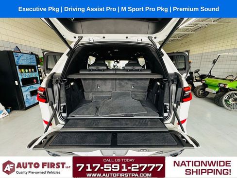 Used 2023 BMW X7 M60i w/ Executive Package image 25