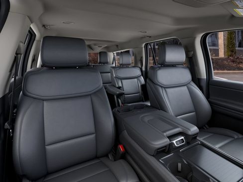Used 2027 Ford Expedition Max Active AWD/4WD image 12