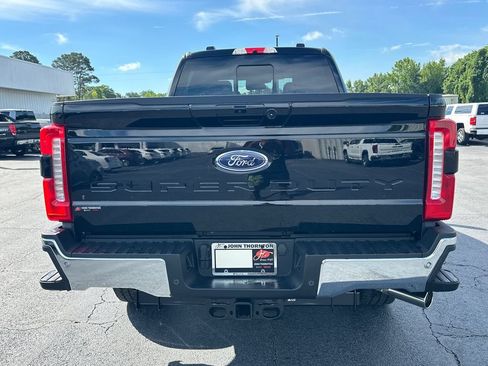 Used 2026 Ford F250 Lariat w/ Lariat Premium Package AWD/4WD image 7