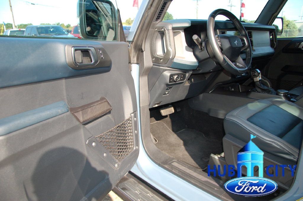 Used 2024 Ford Bronco Outer Banks AWD/4WD image 11