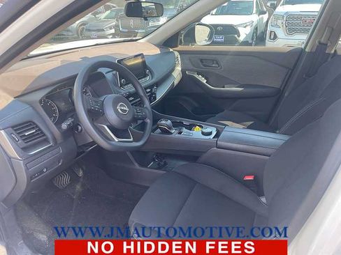 Used 2023 Nissan Rogue S AWD/4WD image 2