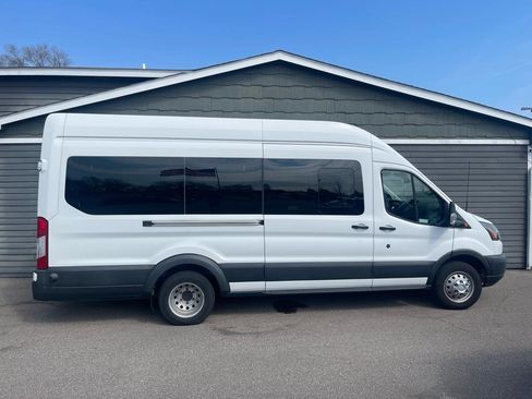 Used 2018 Ford Transit 350 XL RWD image 7