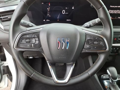 Used 2025 Buick Encore GX Preferred FWD image 12