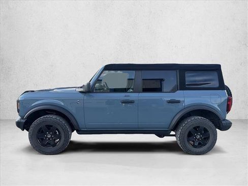 Used 2022 Ford Bronco Black Diamond AWD/4WD image 2