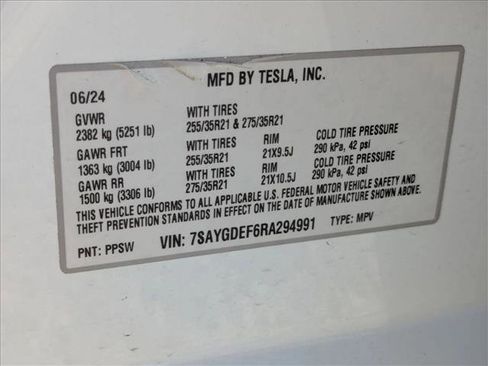 Used 2024 Tesla Model Y Performance AWD/4WD image 26
