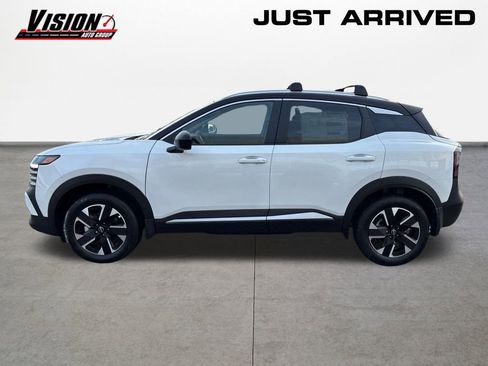 New 2026 Nissan Kicks SV w/ SV Premium Package image 8