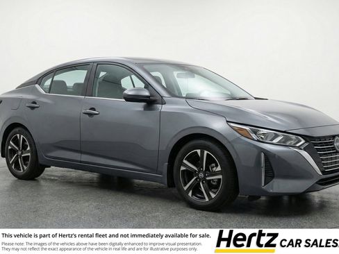 Used 2025 Nissan Sentra SV image 1
