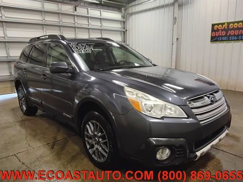 Used 2014 Subaru Outback 2.5i Limited image 1