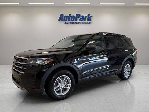 New 2026 Ford Explorer Active AWD/4WD image 3