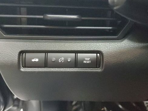 Used 2024 Nissan Altima 2.5 SR FWD image 23