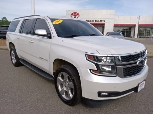 Used 2018 Chevrolet Suburban LT AWD/4WD image 1