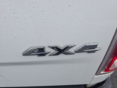 Used 2016 RAM 1500 Laramie Longhorn w/ Convenience Group image 8