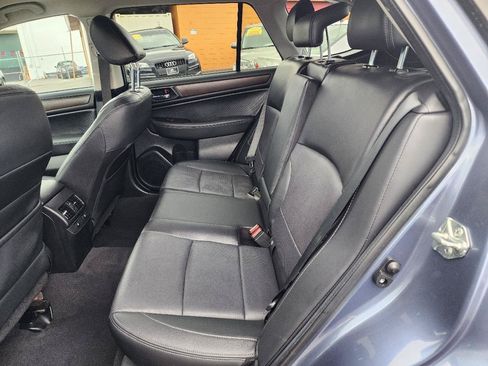 Used 2016 Subaru Outback 2.5i Limited AWD/4WD image 20