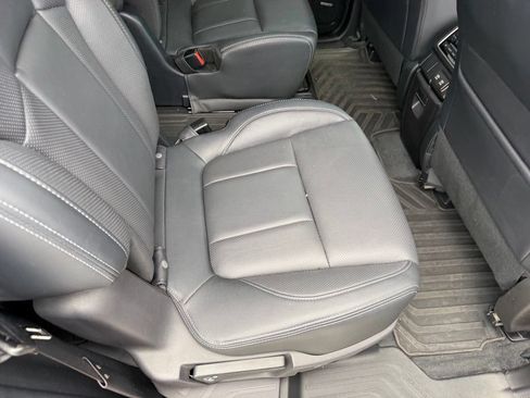 Used 2022 Subaru Ascent Limited w/ Technology Package AWD/4WD image 20