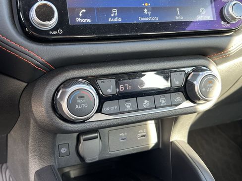 Used 2024 Nissan Versa SR w/ Trunk Package image 19