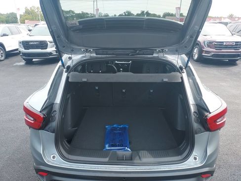 New 2026 Chevrolet Trax RS w/ Driver Confidence Package FWD image 9