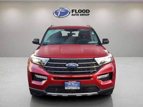 Certified 2023 Ford Explorer XLT w/ Equipment Group 202A image 2