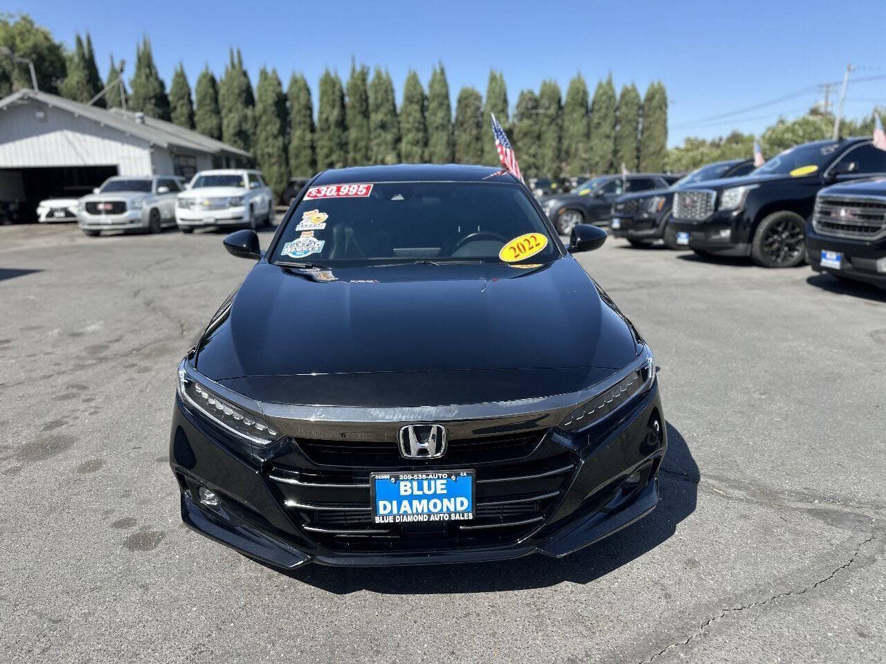 Used 2022 Honda Accord Sport image 2