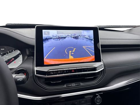 New 2026 Jeep Compass Latitude image 24