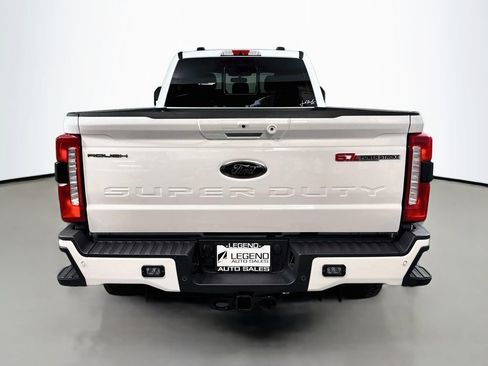 Used 2026 Ford F350 Lariat w/ Black Appearance Package AWD/4WD image 7