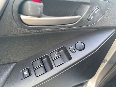 Used 2012 MAZDA MAZDA3 i Grand Touring image 15