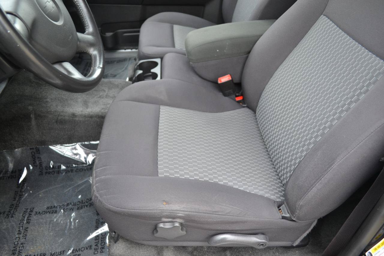 Used 2011 Chevrolet Colorado LT AWD/4WD image 18