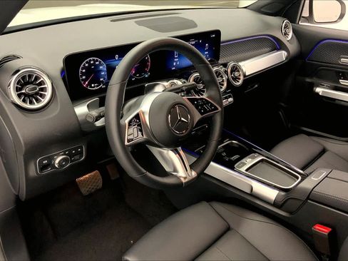 Used 2026 Mercedes-Benz GLB 250 image 20