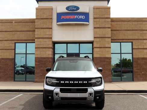 New 2026 Ford Bronco Sport Badlands w/ Sasquatch Badlands Package AWD/4WD image 3