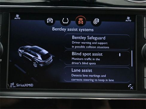 Used 2018 Bentley Bentayga image 48
