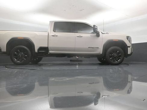 Used 2026 GMC Sierra 2500 AT4 w/ AT4 Premium Plus Package AWD/4WD image 48
