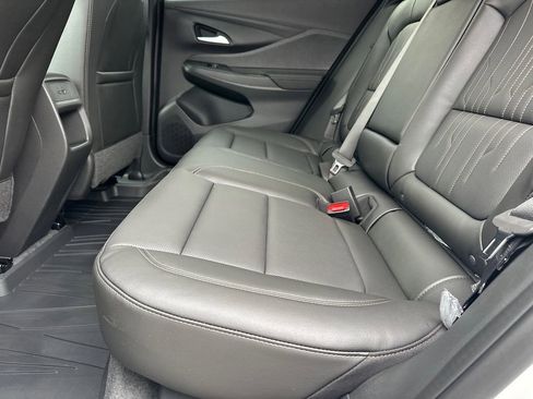 New 2026 Buick Envista Avenir image 21