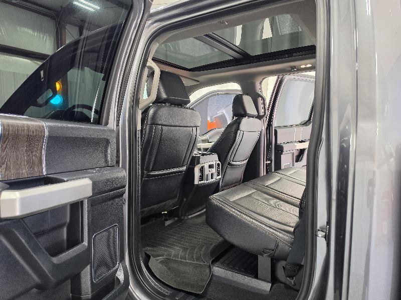 Used 2021 Ford F250 Lariat w/ Lariat Ultimate Package AWD/4WD image 16