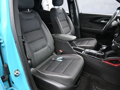 Used 2021 Chevrolet TrailBlazer RS w/ Sun and Liftgate Package FWD image 50