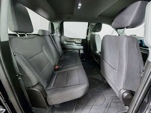 Used 2022 Chevrolet Silverado 1500 LT AWD/4WD image 27