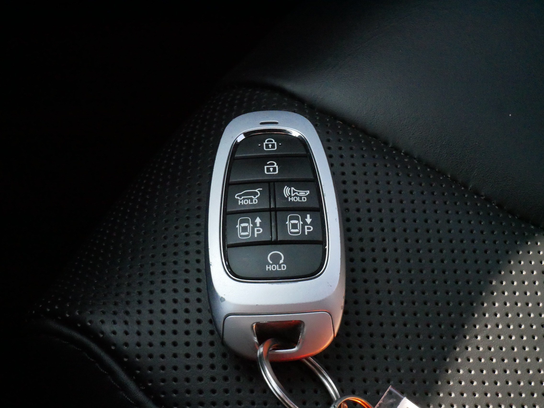 Used 2022 Hyundai Santa Fe Calligraphy AWD/4WD image 32