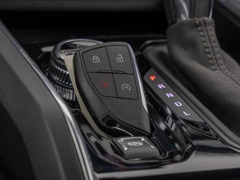 New 2026 GMC Canyon Elevation w/ Convenience Package image 24