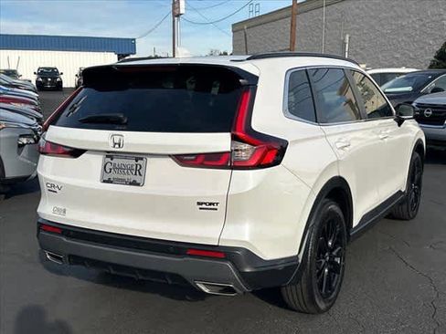 Used 2023 Honda CR-V Sport Touring image 3
