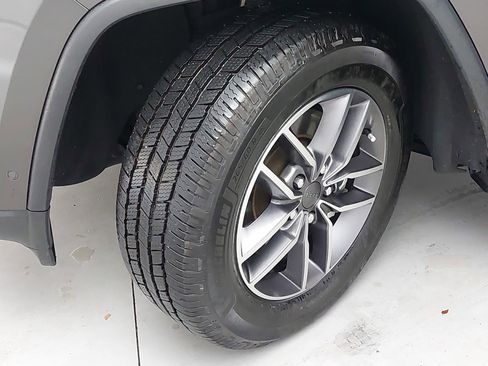 Used 2021 Jeep Grand Cherokee Limited w/ Premium Lighting Group image 34