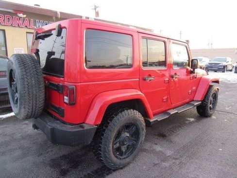 Used 2015 Jeep Wrangler Unlimited Sahara w/ Max Tow Package image 6