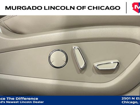 Used 2023 Lincoln Nautilus Reserve AWD/4WD image 46