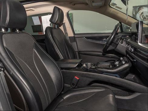 Used 2021 Lincoln Nautilus Reserve AWD/4WD image 24