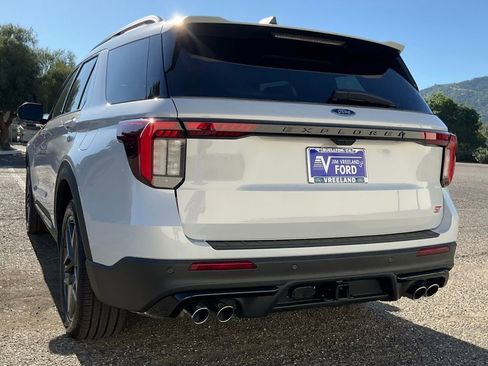 New 2026 Ford Explorer ST w/ Sun And Sound Package image 64