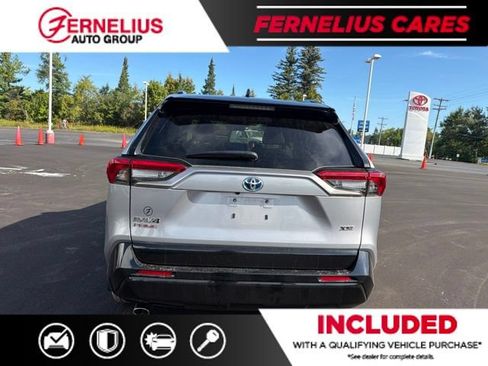 Used 2024 Toyota RAV4 XSE w/ Weather Package AWD/4WD image 3