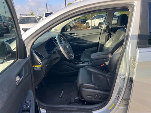 Used 2017 Hyundai Tucson SE Plus w/ Cargo Package FWD image 22