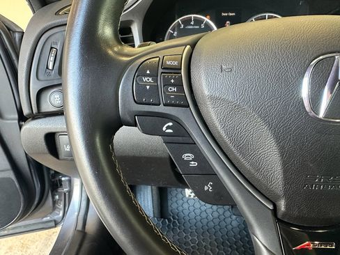 Used 2022 Acura ILX image 16