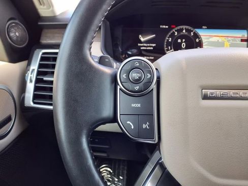 Used 2018 Land Rover Discovery HSE AWD/4WD image 13