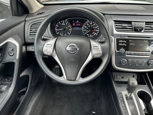 Used 2016 Nissan Altima 2.5 S w/ Power Driver Seat Package image 14