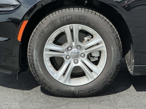 Used 2023 Dodge Charger SXT RWD image 9